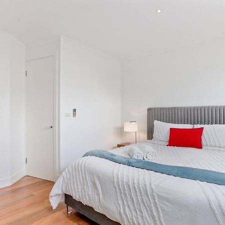 Villa Argo Melbourne Exterior photo