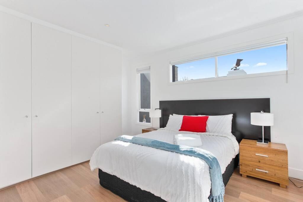 Villa Argo Melbourne Exterior photo